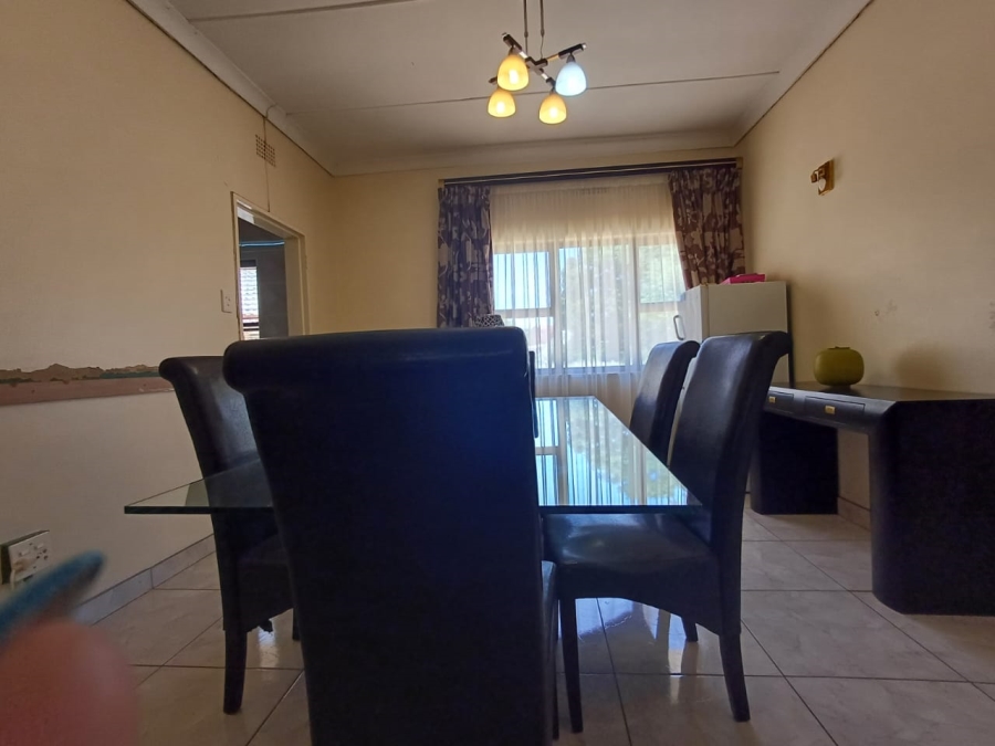 4 Bedroom Property for Sale in Adamayview North West